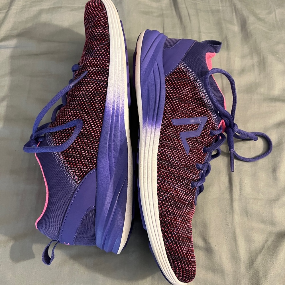 Vionic sneakers - Picture 2 of 4